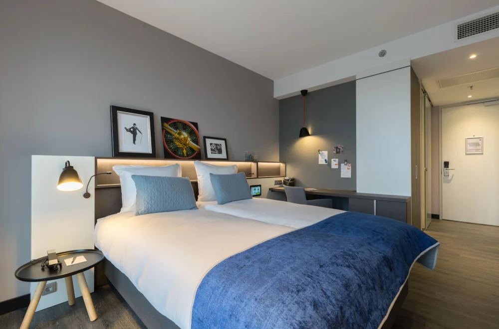 Postillion-Amsterdam-1